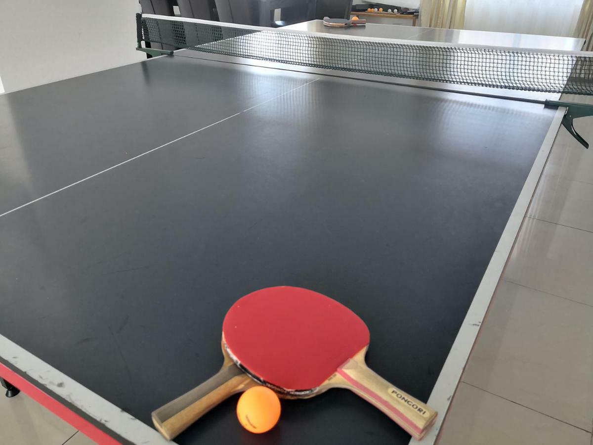 Pensiunea Platinum Târgu Jiu Eksteriør billede